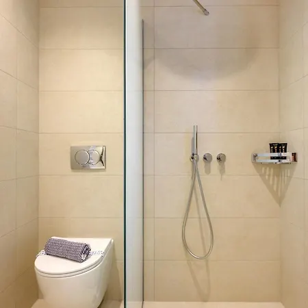 Leon بيت للعطل إيريسوس